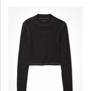 AE Long sleeve mock neck t-shirt NWT